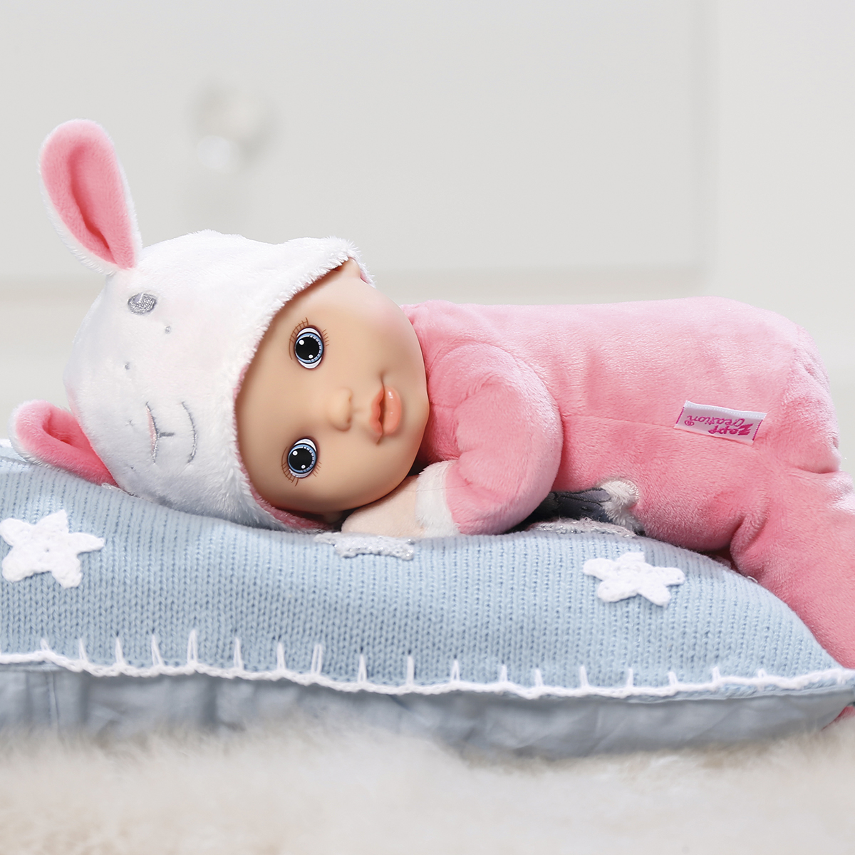 Фото7 Кукла NEWBORN BABY ANNABELL - НЕЖНАЯ МАЛЫШКА (30 см, с погремушкой внутри) Каталог
