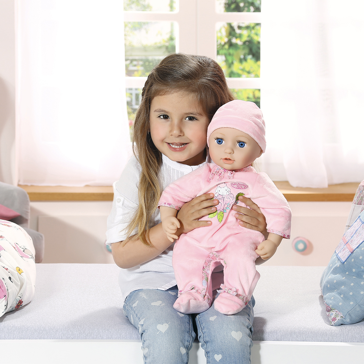 Фото8 Интерактивная кукла BABY ANNABELL - МОЯ МАЛЕНЬКАЯ ПРИНЦЕССА (43 см, с аксессуарами, озвучена) Каталог